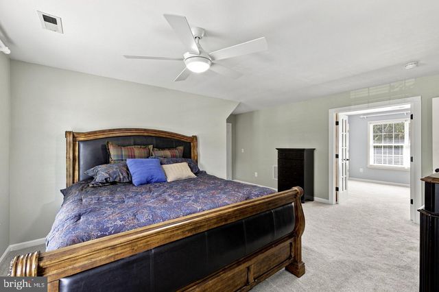 5 LAKEWIND LN, Stafford, VA 22554