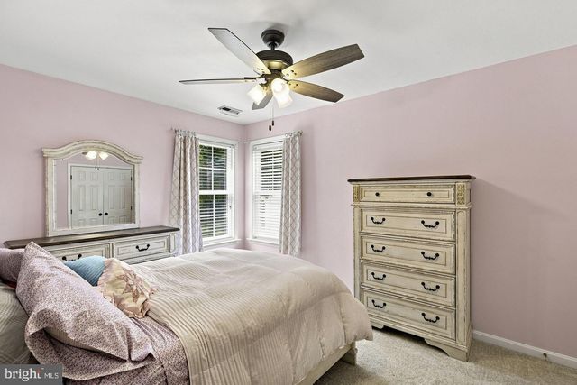 5 LAKEWIND LN, Stafford, VA 22554