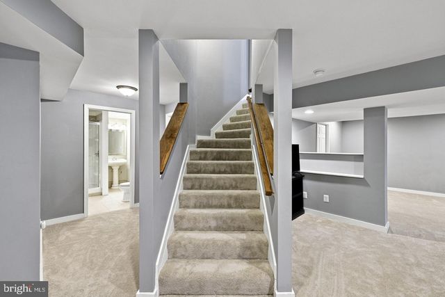 5 LAKEWIND LN, Stafford, VA 22554