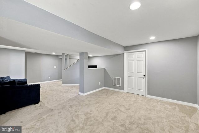 5 LAKEWIND LN, Stafford, VA 22554
