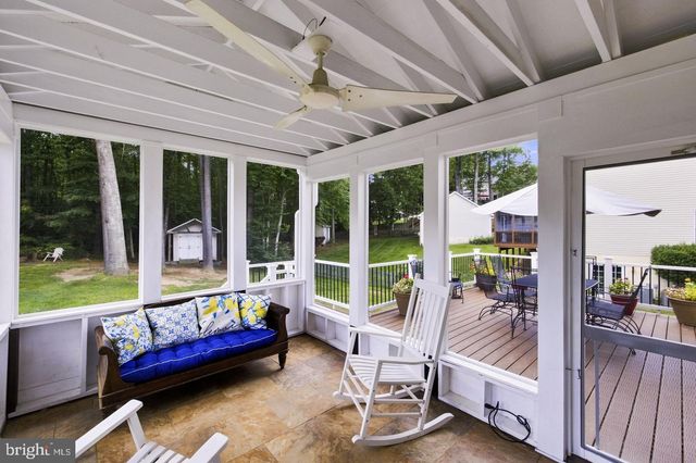 5 LAKEWIND LN, Stafford, VA 22554