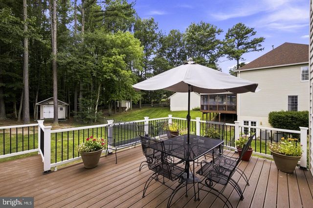 5 LAKEWIND LN, Stafford, VA 22554