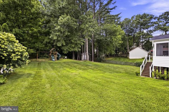 5 LAKEWIND LN, Stafford, VA 22554