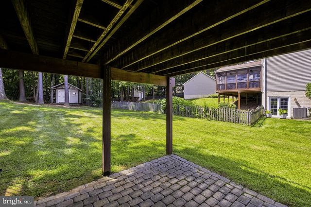 5 LAKEWIND LN, Stafford, VA 22554