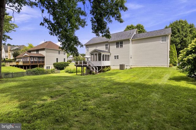 5 LAKEWIND LN, Stafford, VA 22554