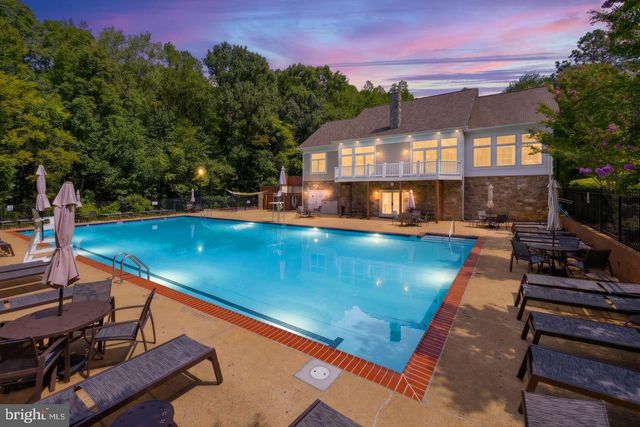 5 LAKEWIND LN, Stafford, VA 22554
