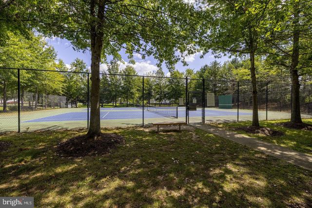 5 LAKEWIND LN, Stafford, VA 22554