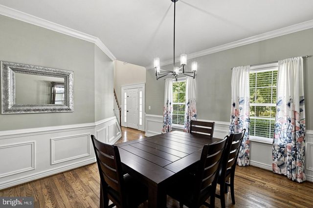 5 LAKEWIND LN, Stafford, VA 22554