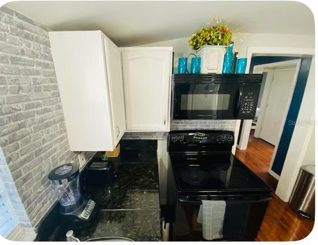 2521 LORRAINE ST, Tampa, FL 33614