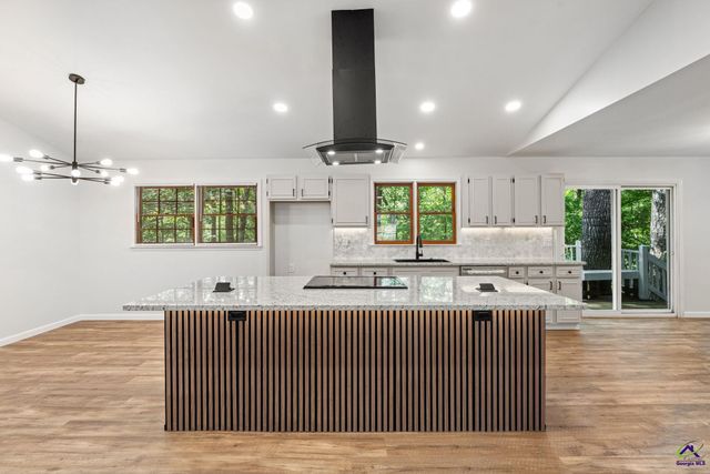 213 Dogwood Glen Dr, Centerville, GA 31028