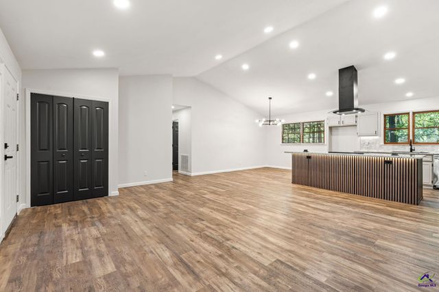 213 Dogwood Glen Dr, Centerville, GA 31028