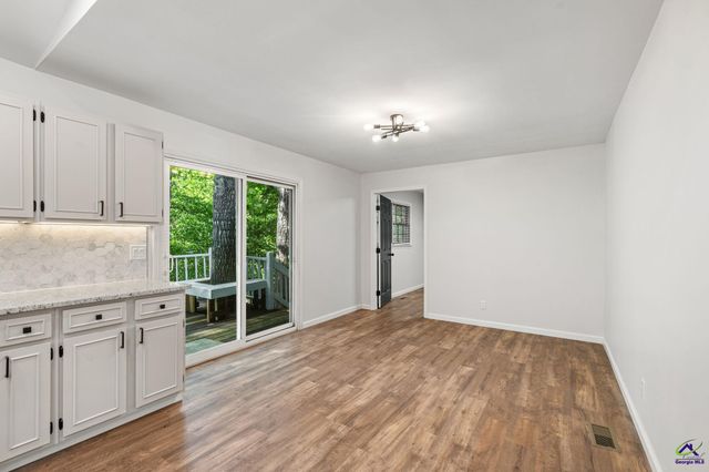 213 Dogwood Glen Dr, Centerville, GA 31028