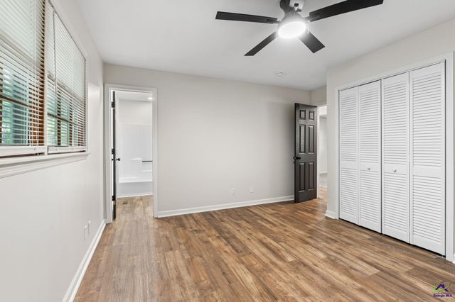 213 Dogwood Glen Dr, Centerville, GA 31028