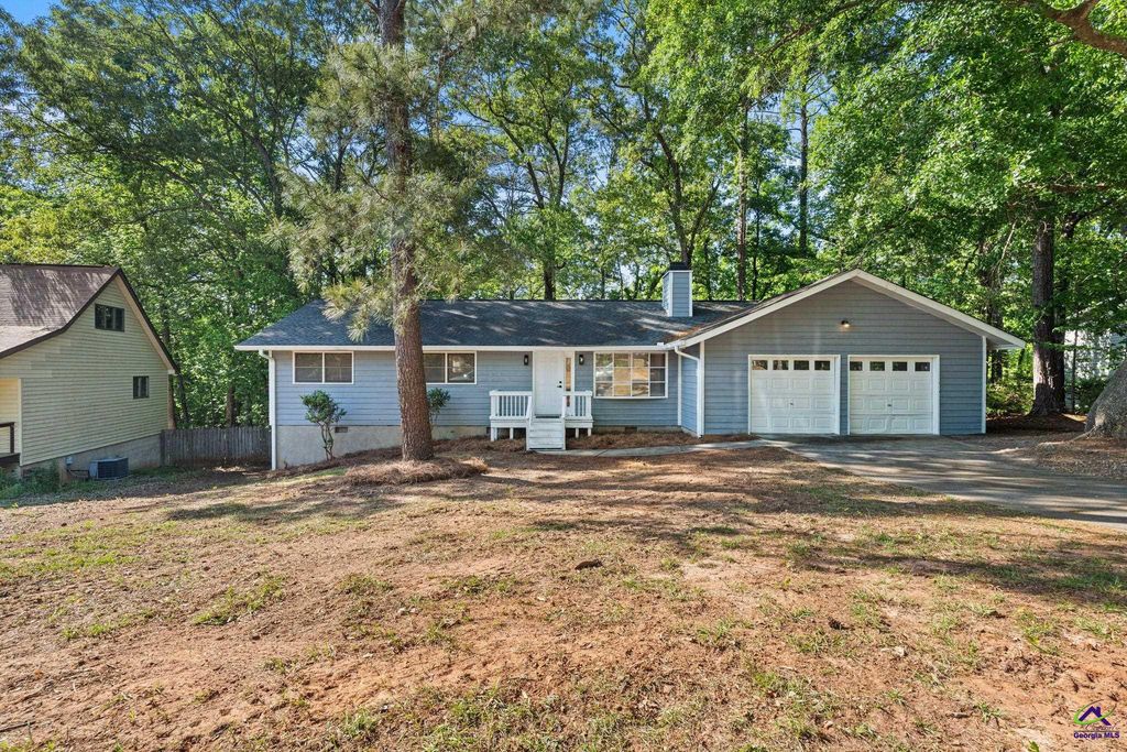 213 Dogwood Glen Dr, Centerville, GA 31028