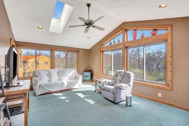 5525 Whispering, Cincinnati, OH 45247