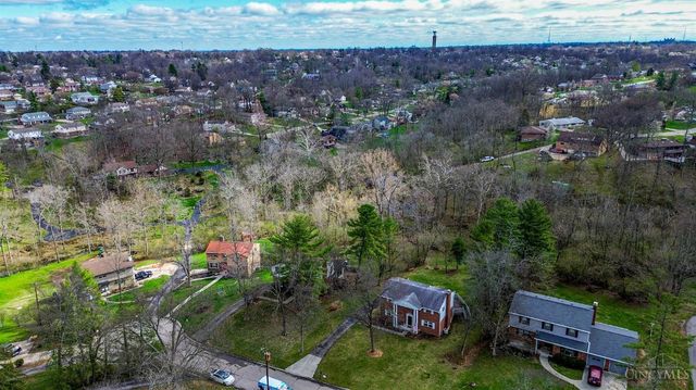 5525 Whispering, Cincinnati, OH 45247