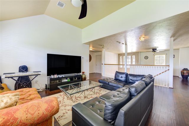 15407 Downford Drive, Tomball, TX 77377