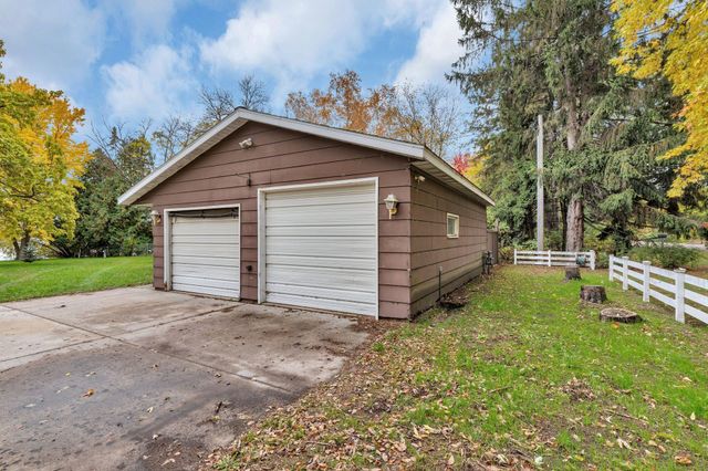 10330 W Lake Road, Rice, MN 56367