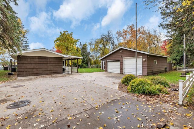 10330 W Lake Road, Rice, MN 56367