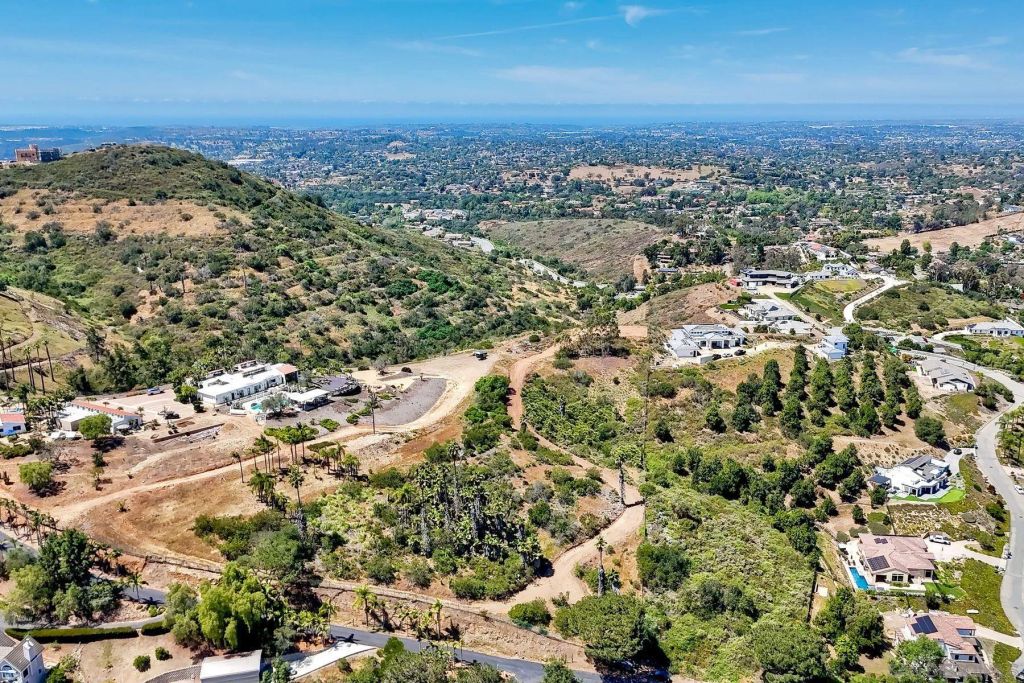 0 Buena Creek Rd 39, Vista, CA 92084