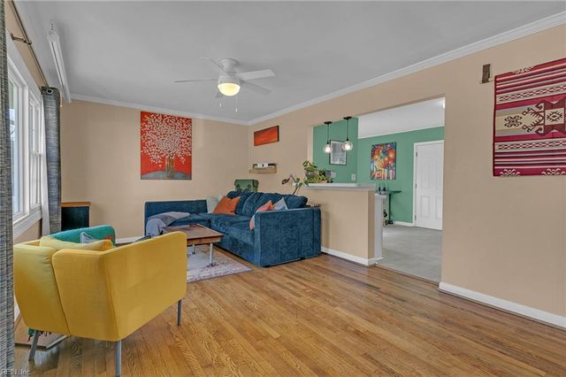 853 Berkshire TER, Hampton, VA 23666