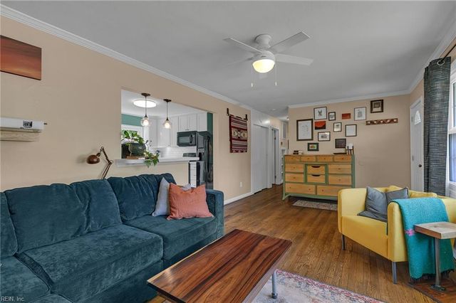 853 Berkshire TER, Hampton, VA 23666