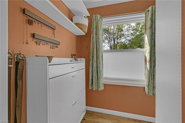 853 Berkshire TER, Hampton, VA 23666