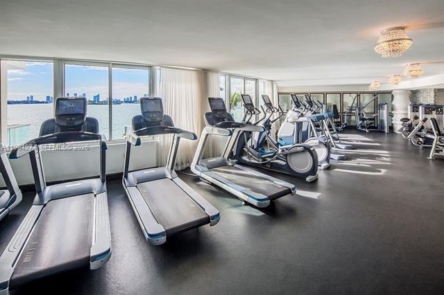 1100 W Ave 1020 1020, Miami Beach, FL 33139
