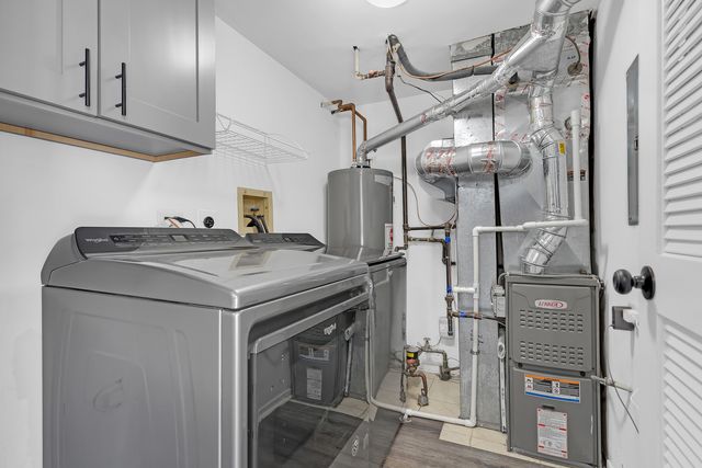 730 HAMILTON Circle, Schaumburg, IL 60194