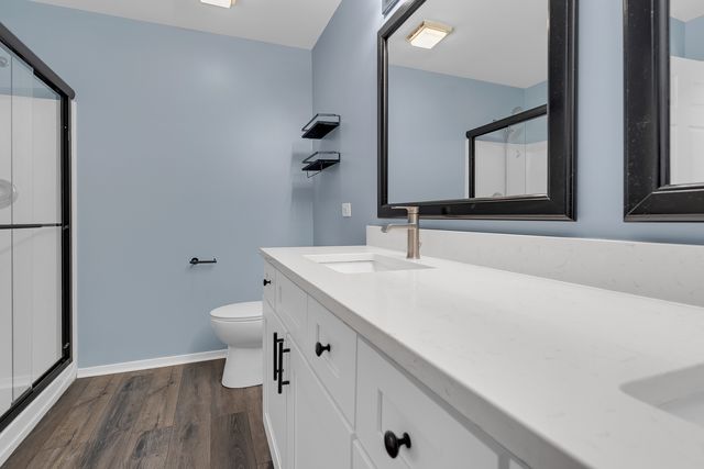 730 HAMILTON Circle, Schaumburg, IL 60194