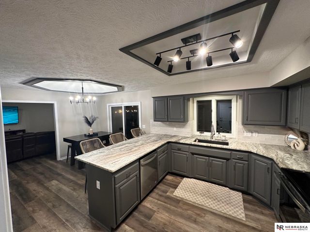 14933 K Street, Omaha, NE 68137