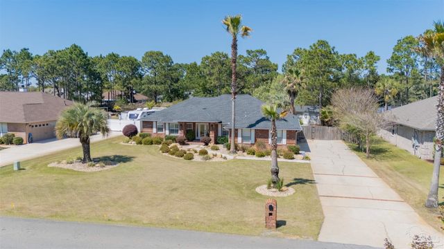 7244 Reef St, Navarre, FL 32566