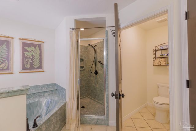 7244 Reef St, Navarre, FL 32566