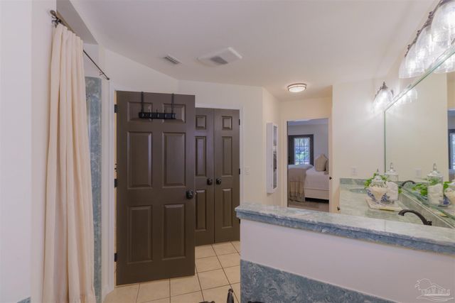 7244 Reef St, Navarre, FL 32566