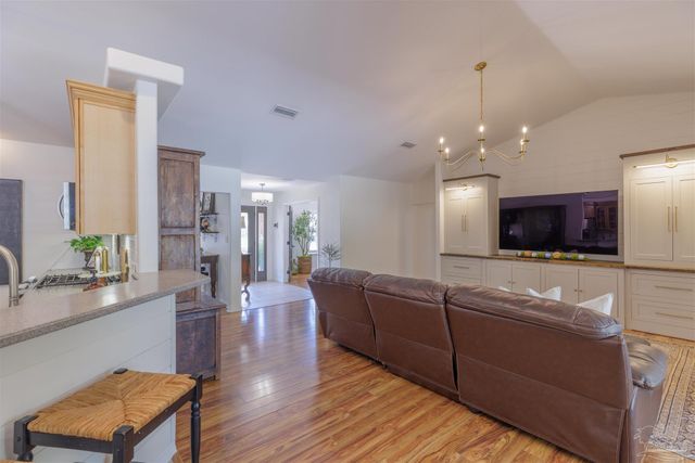 7244 Reef St, Navarre, FL 32566