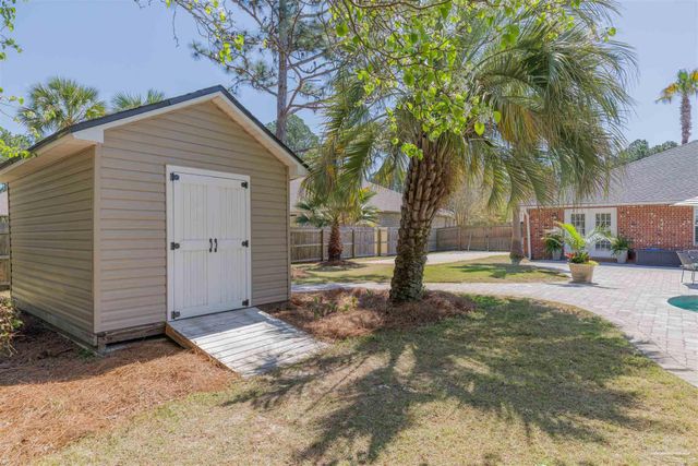 7244 Reef St, Navarre, FL 32566