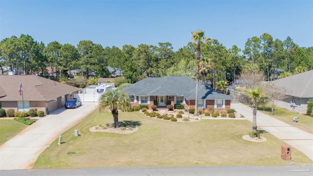 7244 Reef St, Navarre, FL 32566