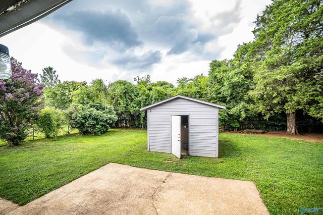 307 Meadowbrook Drive, Huntsville, AL 35803