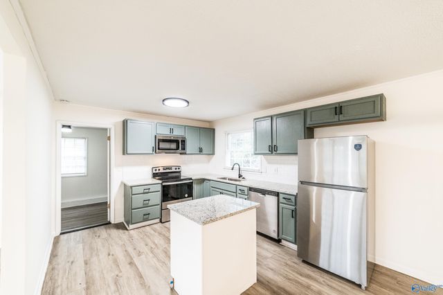 307 Meadowbrook Drive, Huntsville, AL 35803