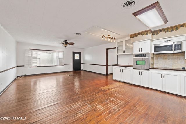 222 Madge Street, Breaux Bridge, LA 70517