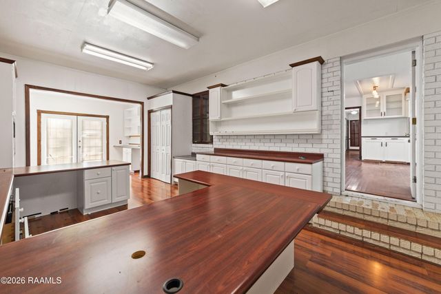 222 Madge Street, Breaux Bridge, LA 70517