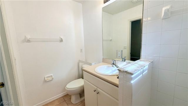 8527 Athena CT, Lehigh Acres, FL 33971