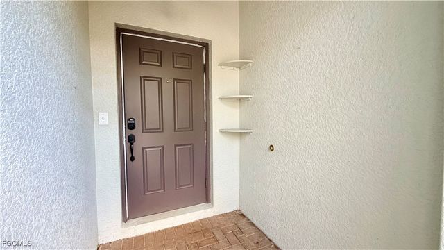 8527 Athena CT, Lehigh Acres, FL 33971