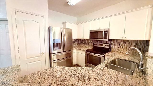 8527 Athena CT, Lehigh Acres, FL 33971