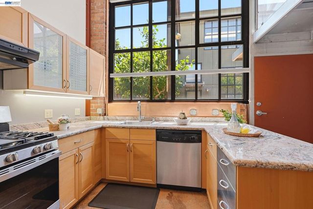 1501 37th Ave B11, Oakland, CA 94601