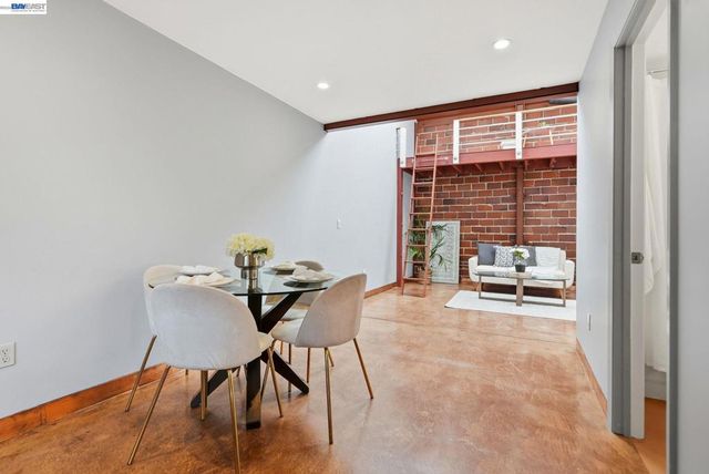 1501 37th Ave B11, Oakland, CA 94601