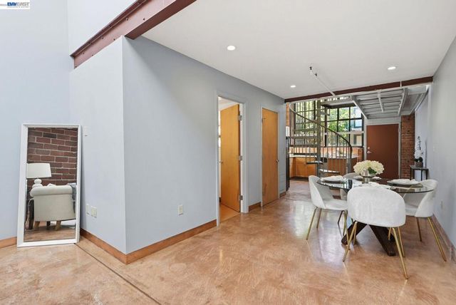 1501 37th Ave B11, Oakland, CA 94601