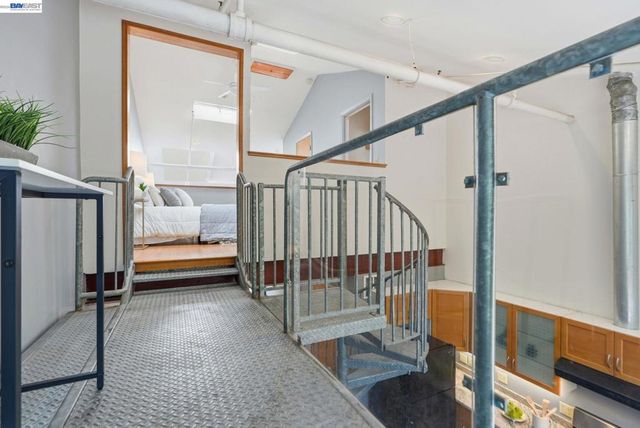 1501 37th Ave B11, Oakland, CA 94601