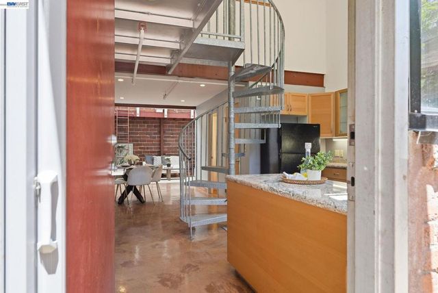 1501 37th Ave B11, Oakland, CA 94601