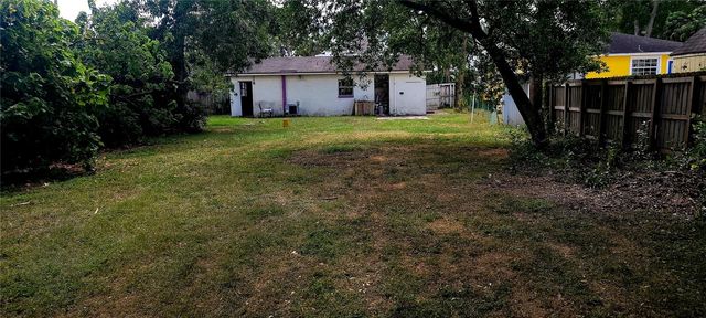 2705 W NORTH A STREET, Tampa, FL 33609
